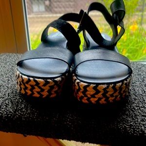 Brand new chunky sandals